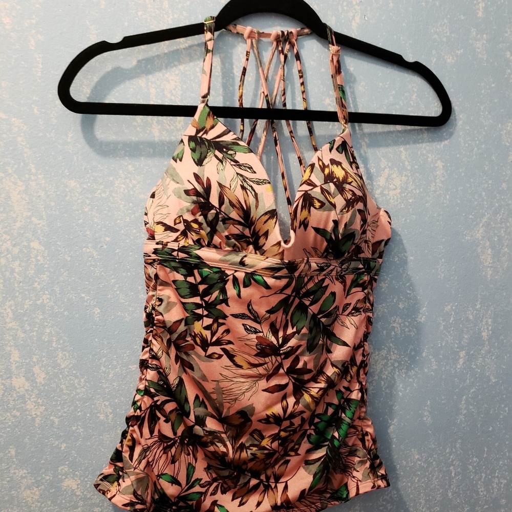 Athleta Tropical Peach Tankini